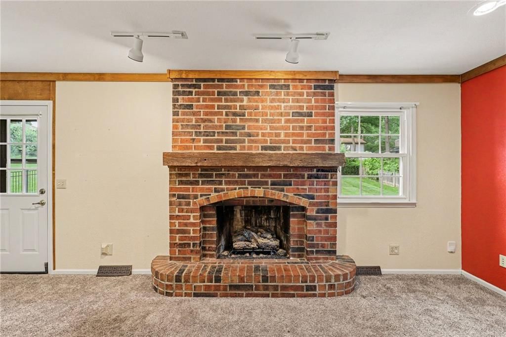 419 Gordon Drive — photo 13
