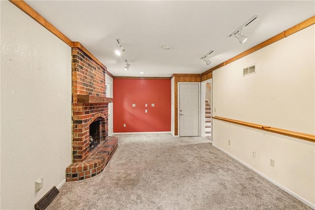419 Gordon Drive — photo 14