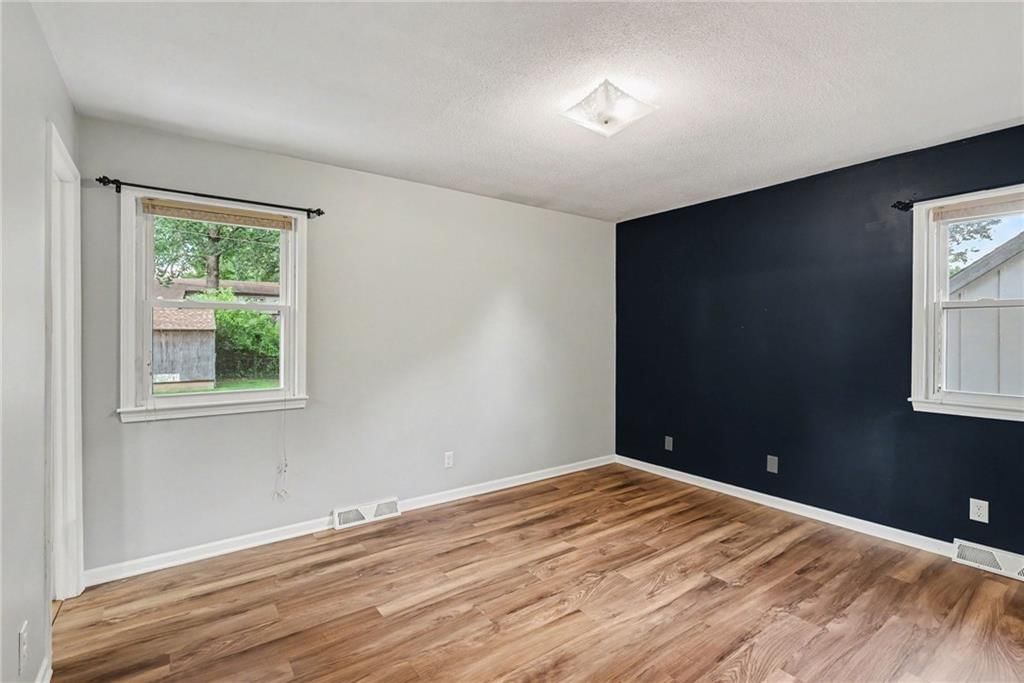 419 Gordon Drive — photo 16