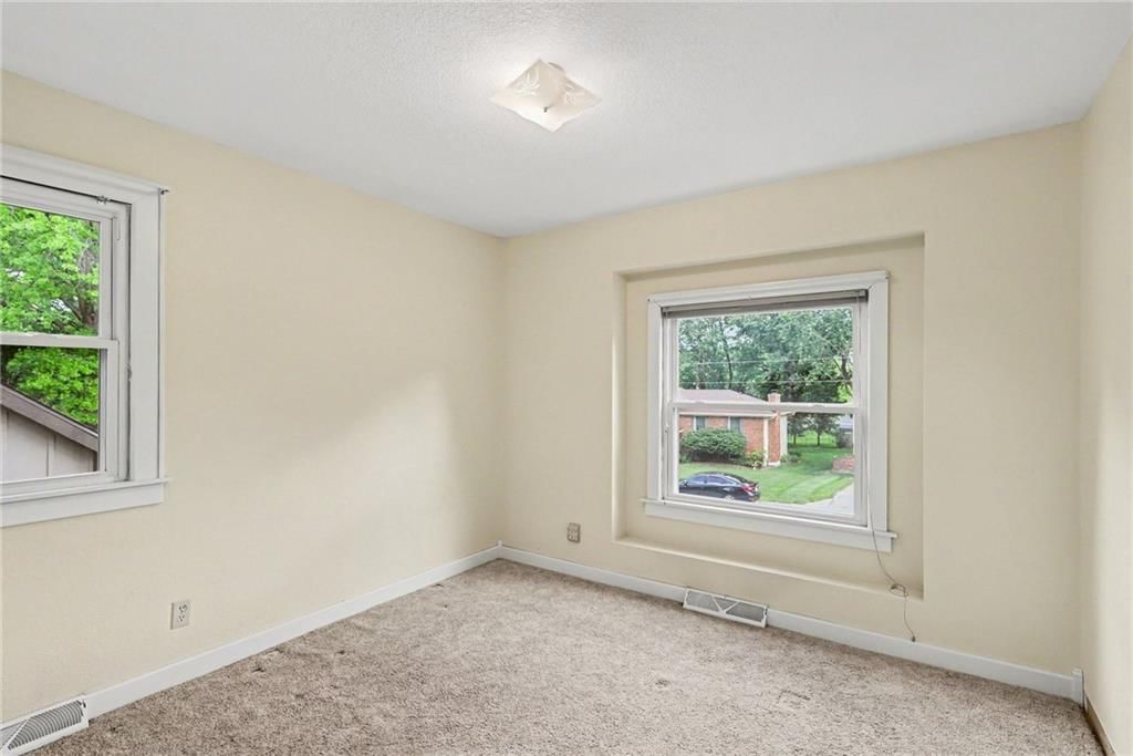 419 Gordon Drive — photo 22