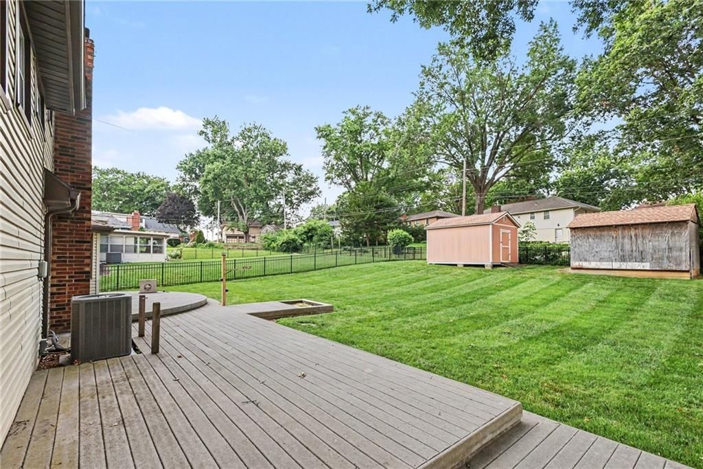 419 Gordon Drive — photo 27