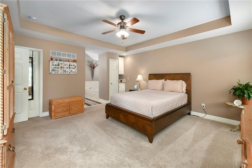 537 NE Topaz Drive — photo 21