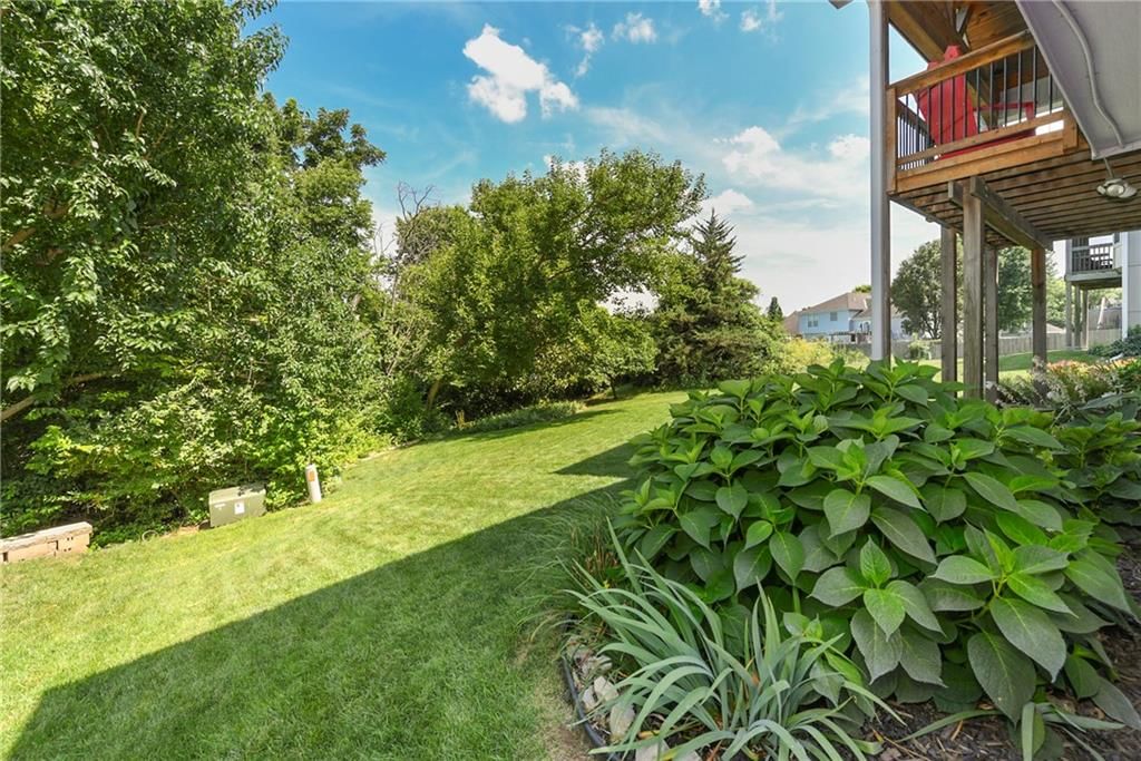 537 NE Topaz Drive — photo 45