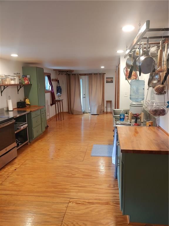 9794 GLENWOOD Drive — photo 11
