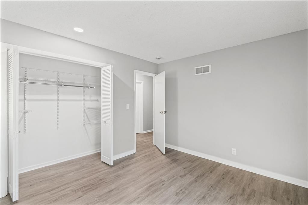 403 Kingsley Avenue — photo 21