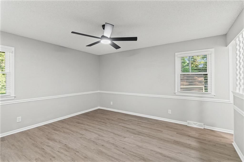 403 Kingsley Avenue — photo 23