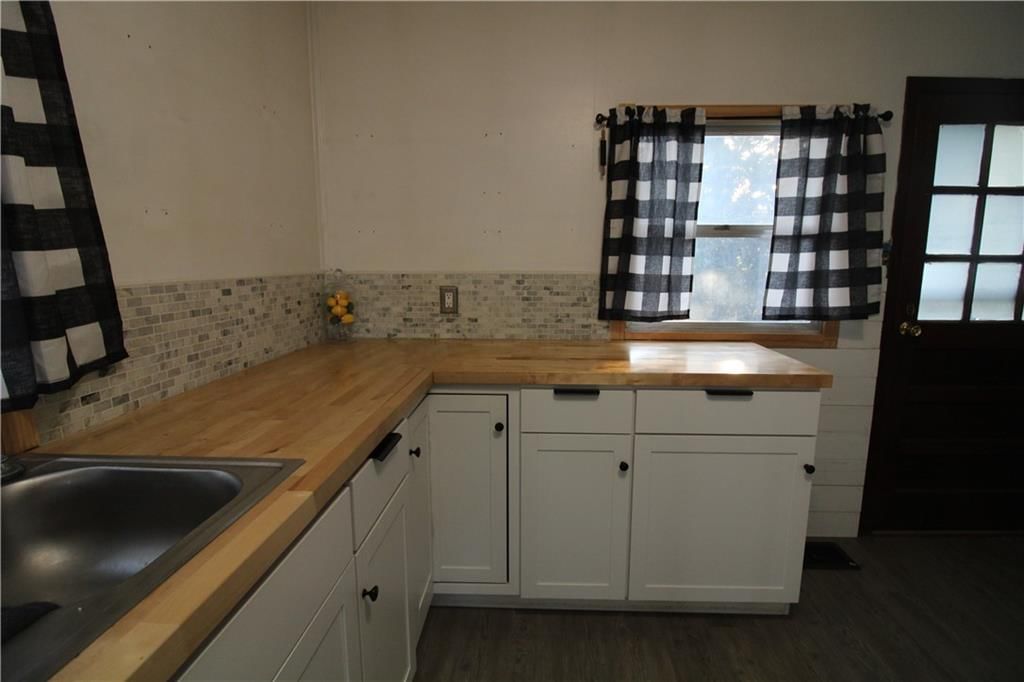 406 Eulich Street — photo 20