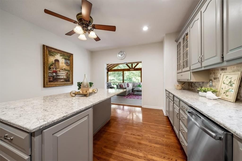 11208 W 117th Street — photo 8