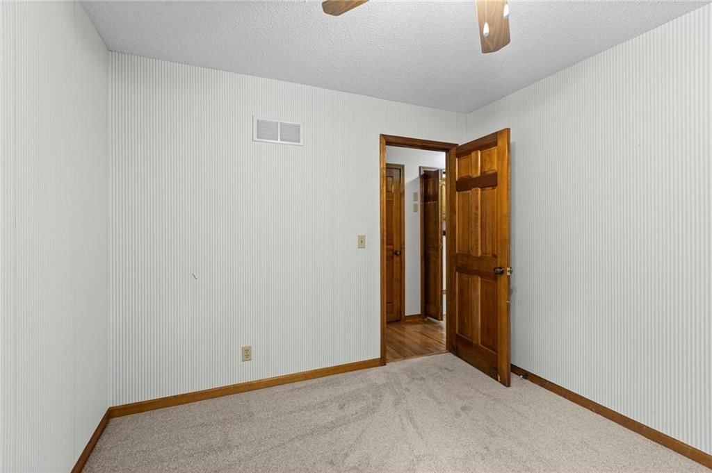 11625 S Penrose Street — photo 16