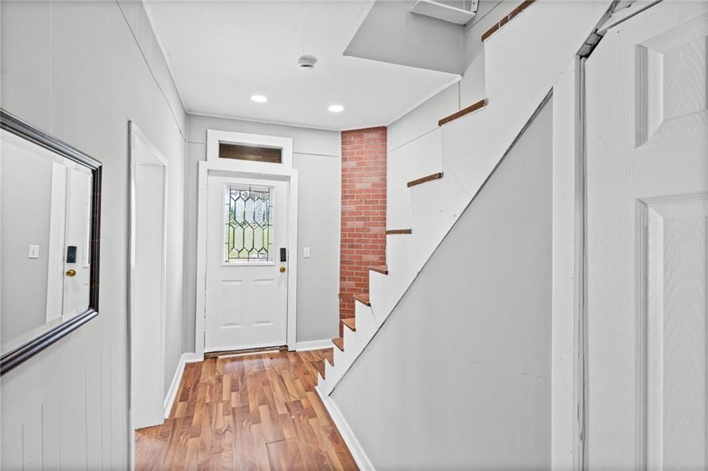 611 N Spring Street — photo 5