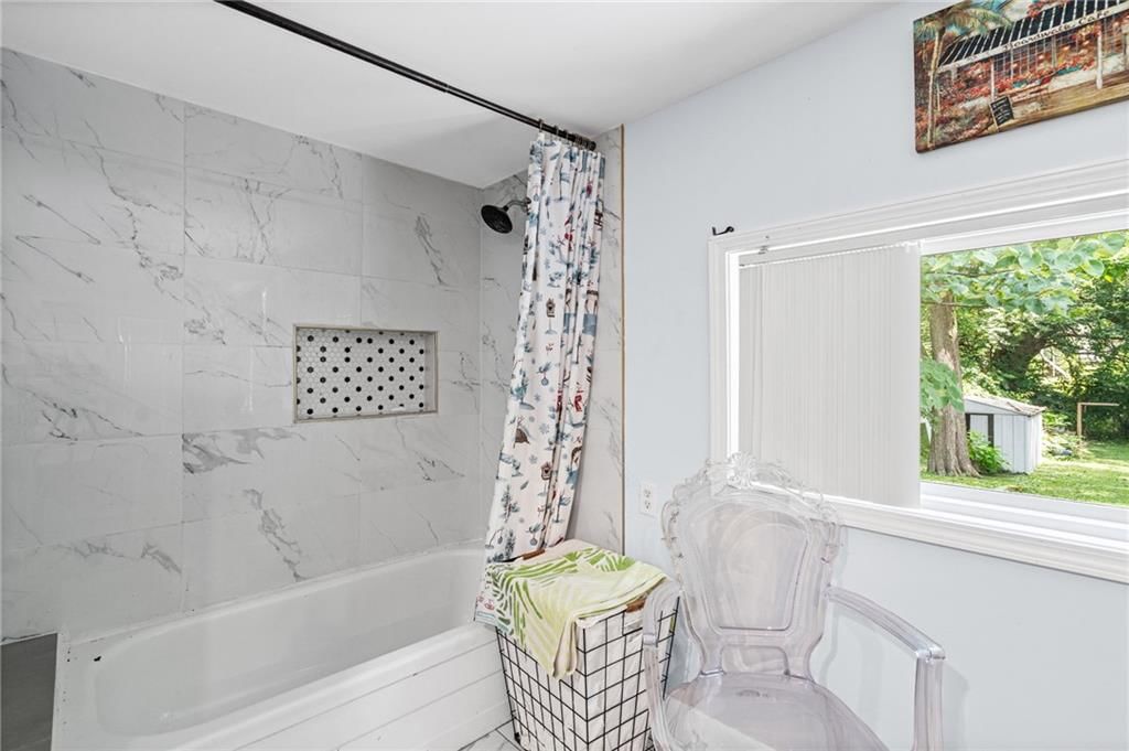 611 N Spring Street — photo 18