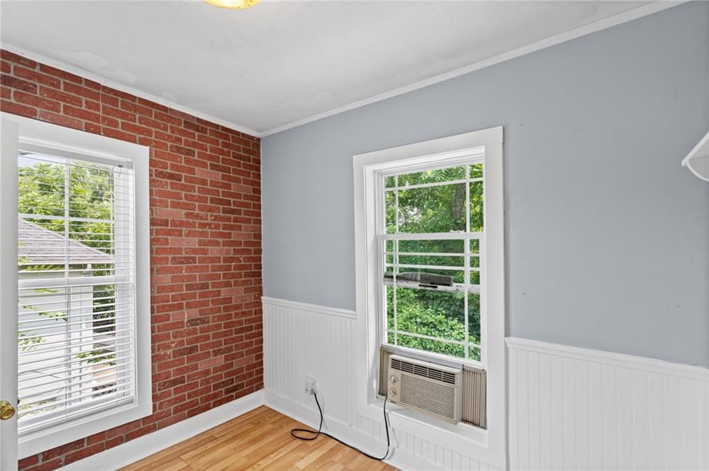 611 N Spring Street — photo 20