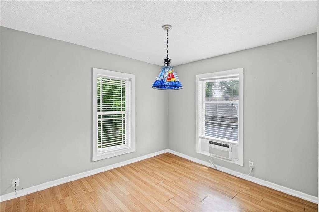 611 N Spring Street — photo 22
