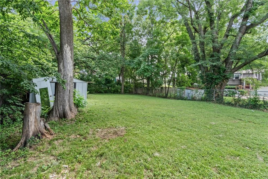 611 N Spring Street — photo 33