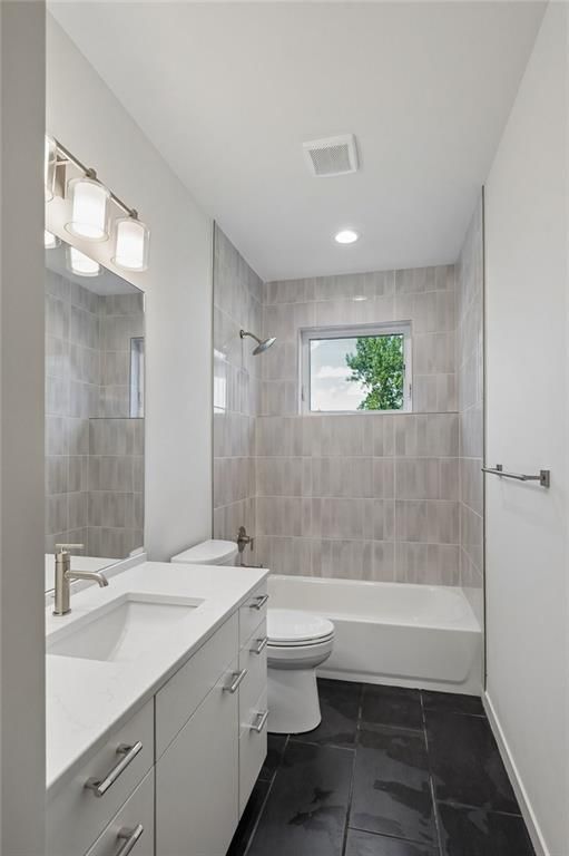 5870 Chateau Court — photo 31