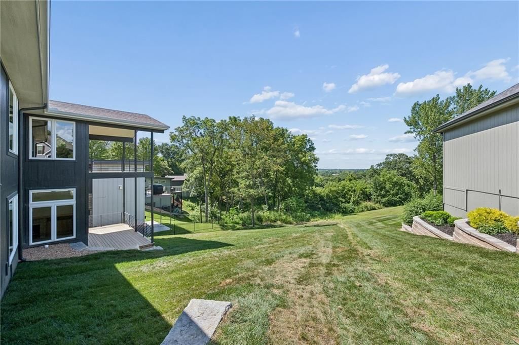 5870 Chateau Court — photo 42