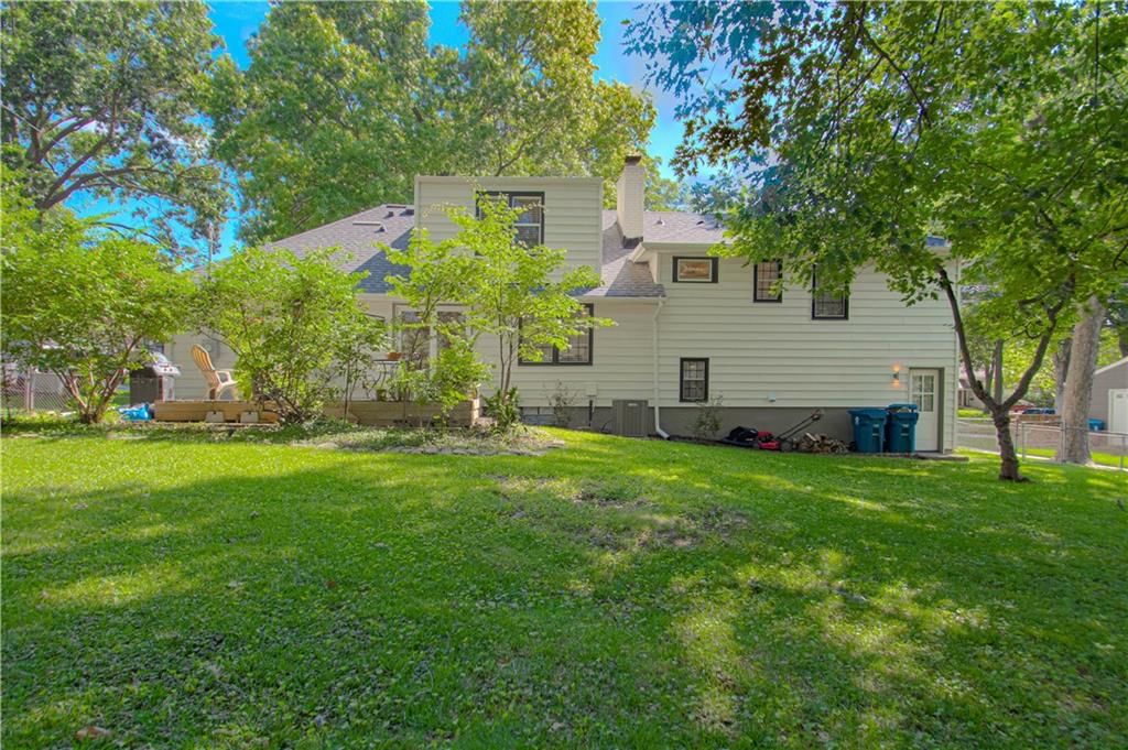8020 Juniper Street — photo 4