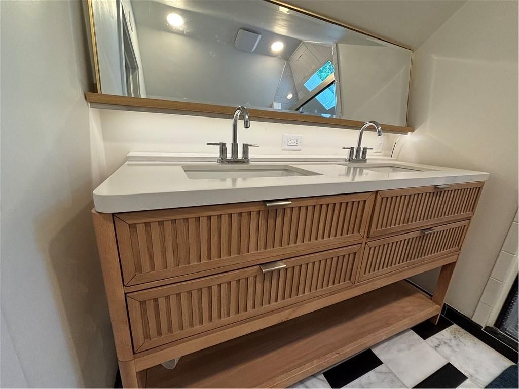 8020 Juniper Street — photo 28