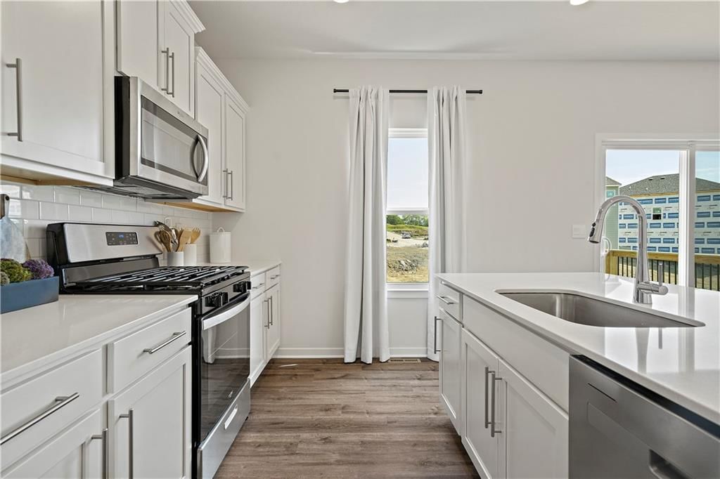 21048 W 217th Court — photo 10