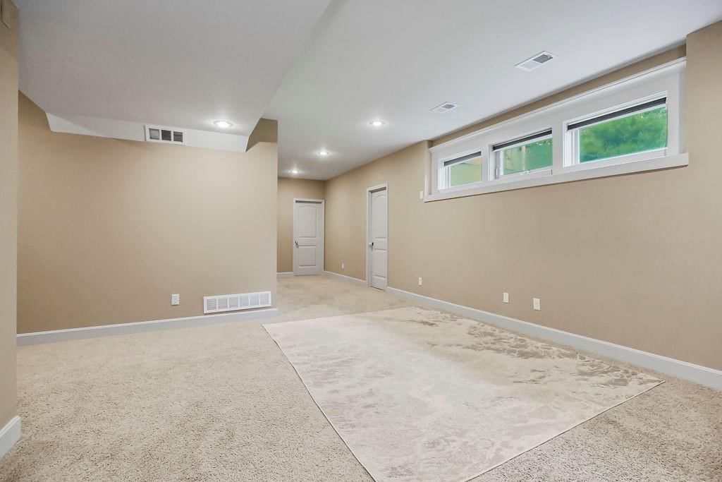 14175 NW 68th Street — photo 27