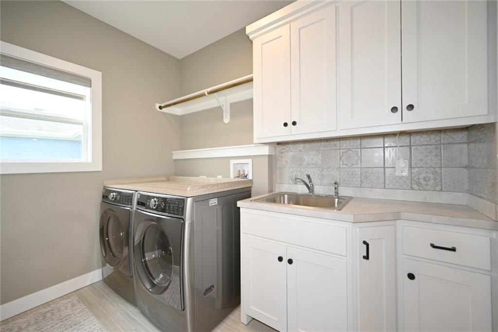 7035 N Ewing Avenue — photo 34