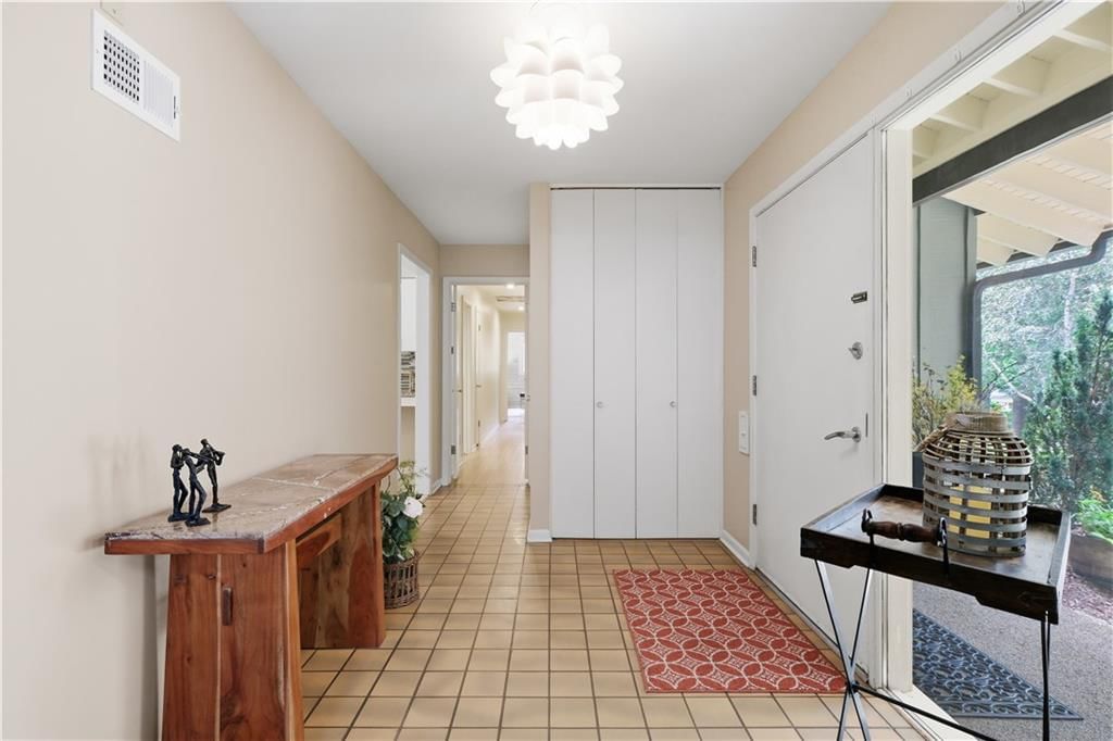 5204 W 83RD Terrace — photo 7