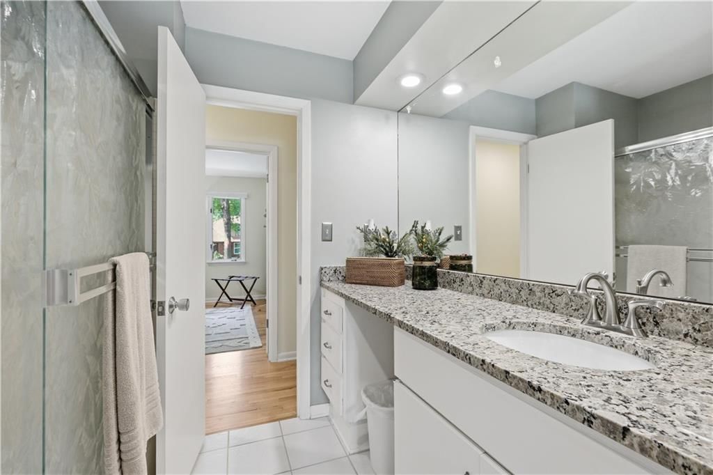 5204 W 83RD Terrace — photo 26