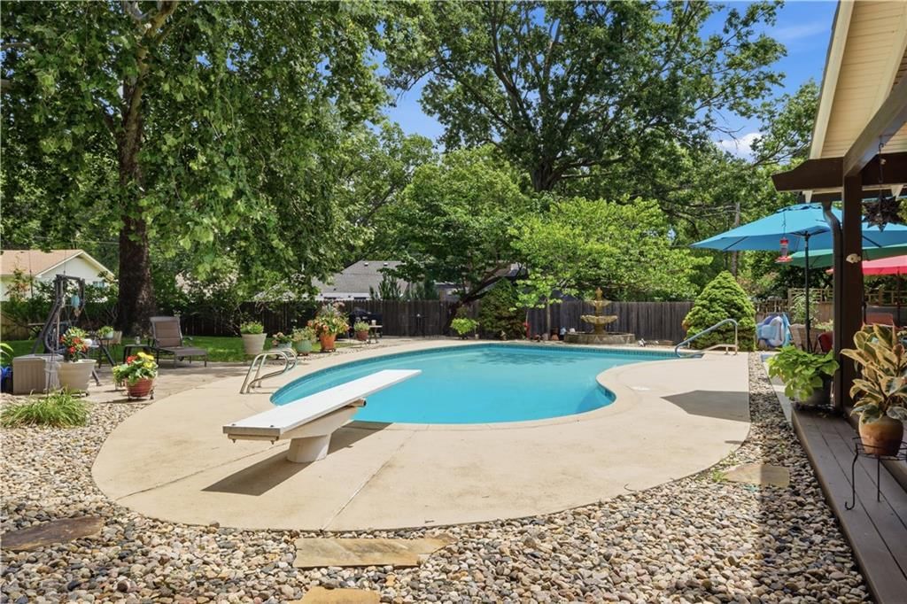 5204 W 83RD Terrace — photo 46