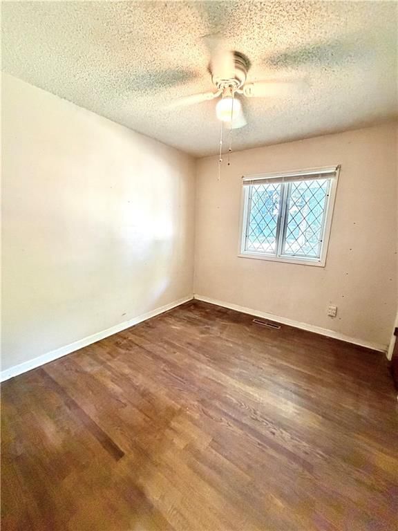 8747 Larsen Street — photo 14