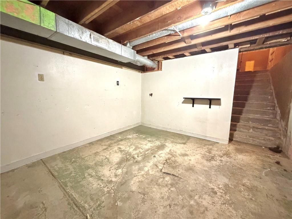 8747 Larsen Street — photo 18