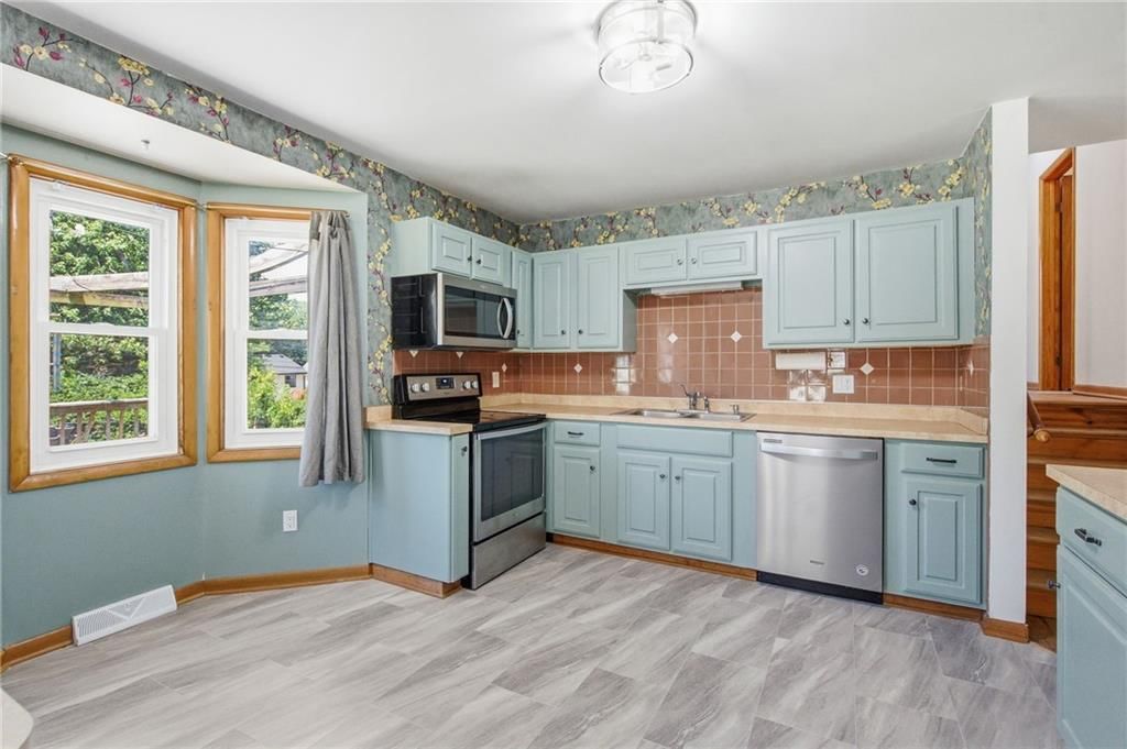 5614 N Tullis Avenue — photo 16