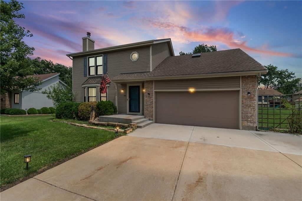 224 S Chambery Drive — photo 1