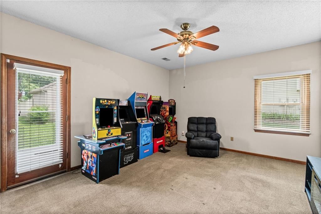 224 S Chambery Drive — photo 13