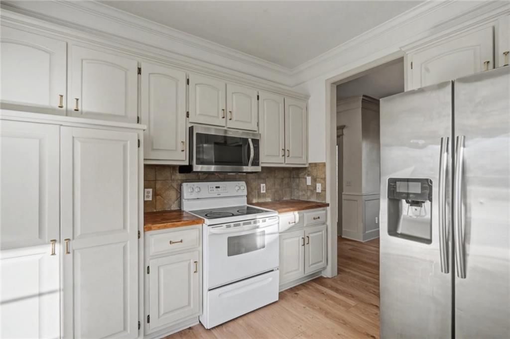 121 Hillside Drive — photo 12