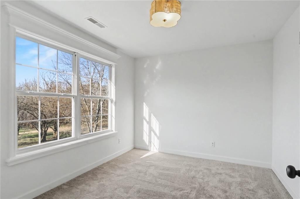 121 Hillside Drive — photo 19