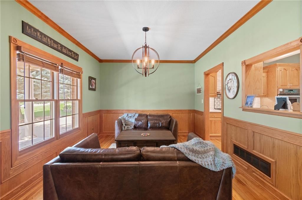 702 Bellerive Court — photo 8
