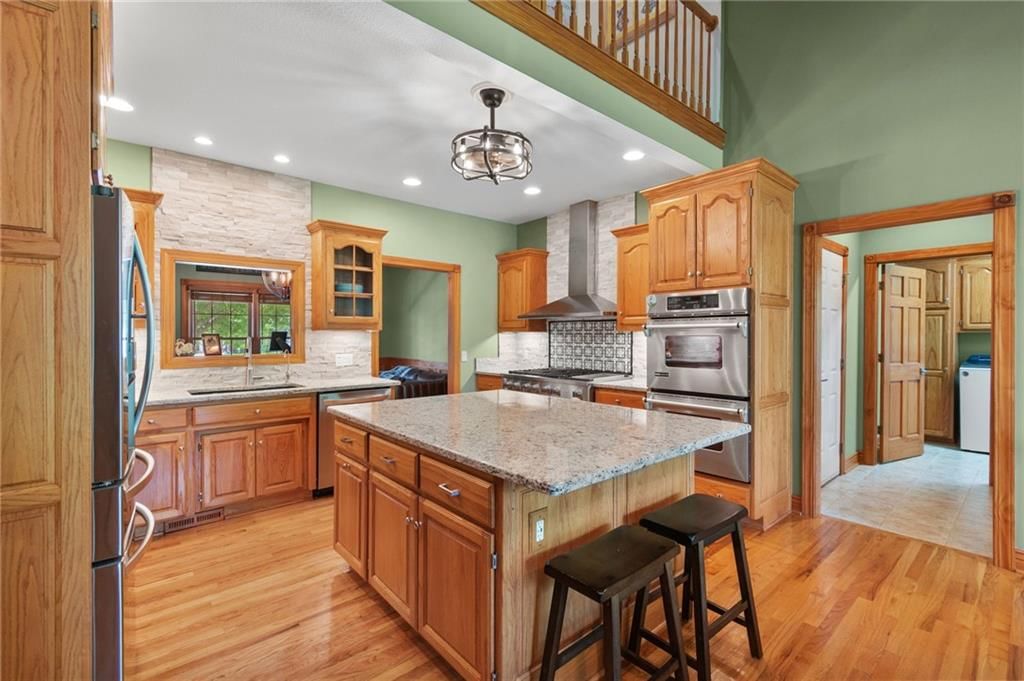 702 Bellerive Court — photo 12