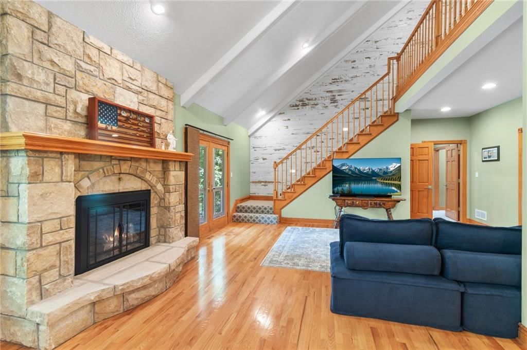 702 Bellerive Court — photo 15