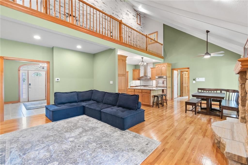 702 Bellerive Court — photo 16