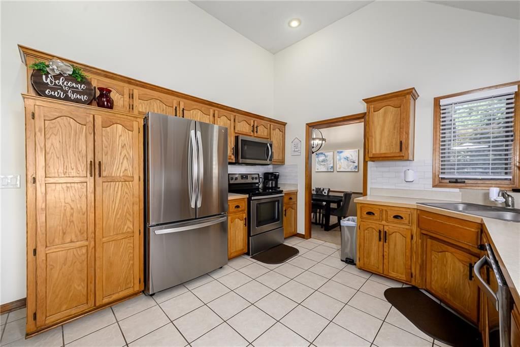 1524 N 85th Court — photo 5
