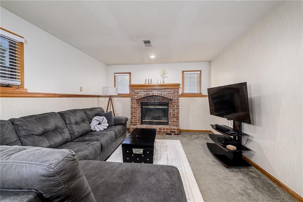 1524 N 85th Court — photo 16