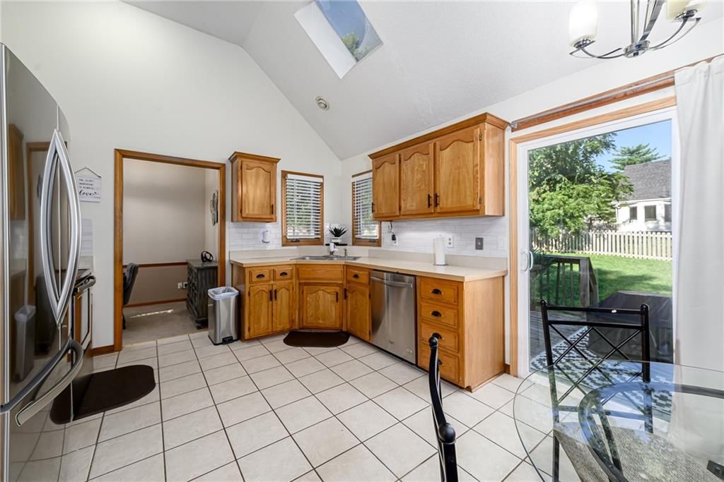 1524 N 85th Court — photo 29