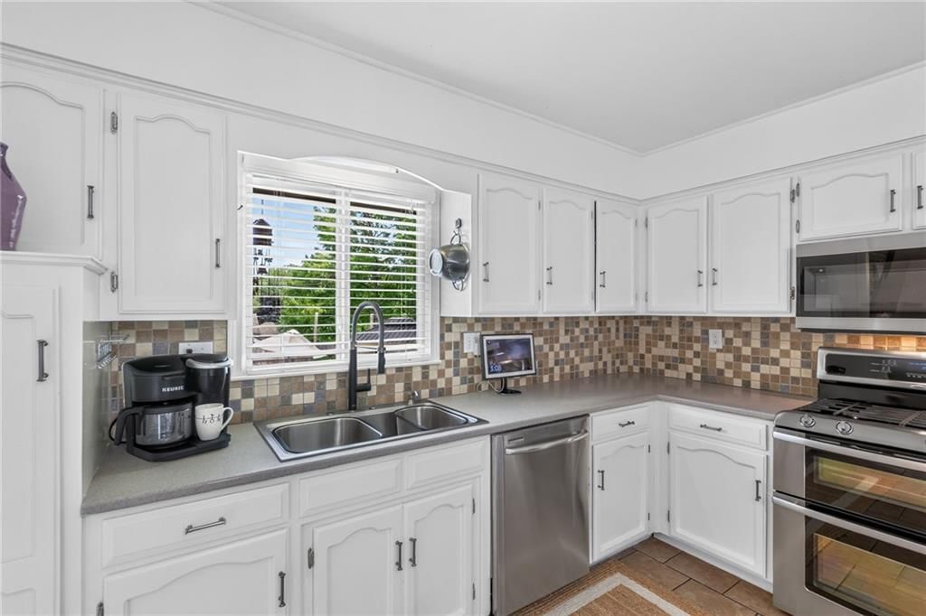 7511 N BROOKLYN Avenue — photo 13