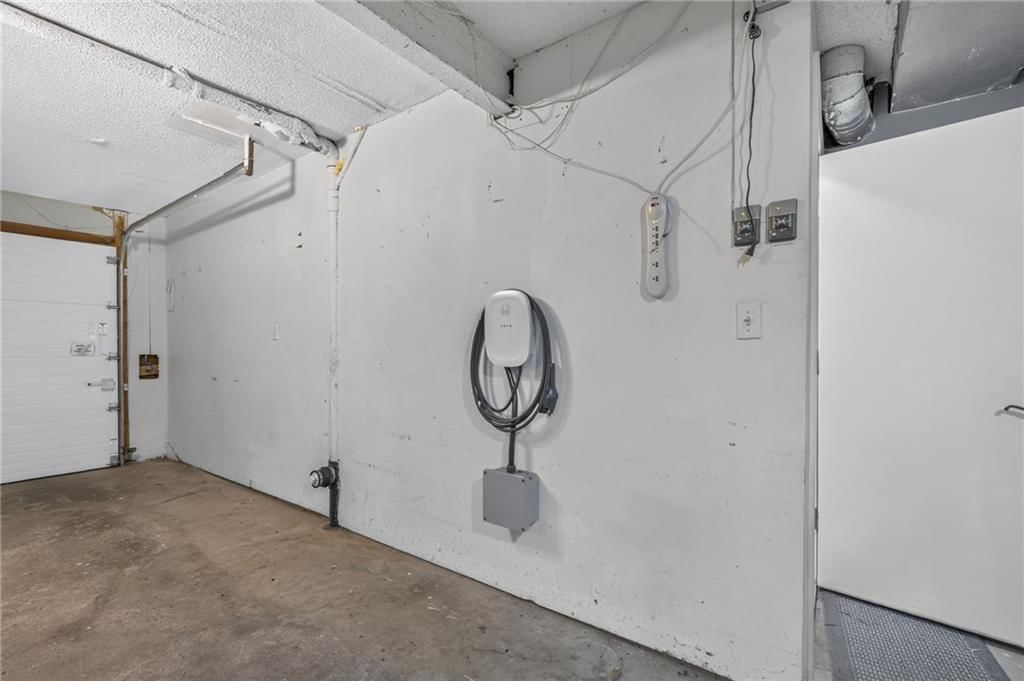 7511 N BROOKLYN Avenue — photo 45