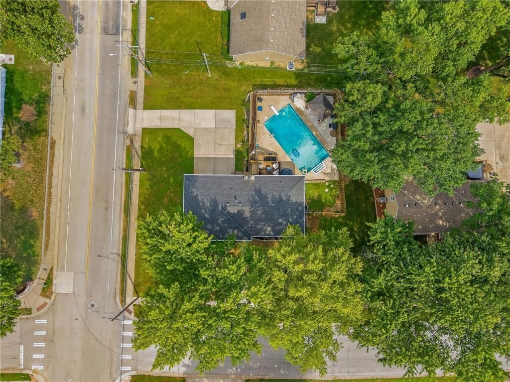 7511 N BROOKLYN Avenue — photo 56