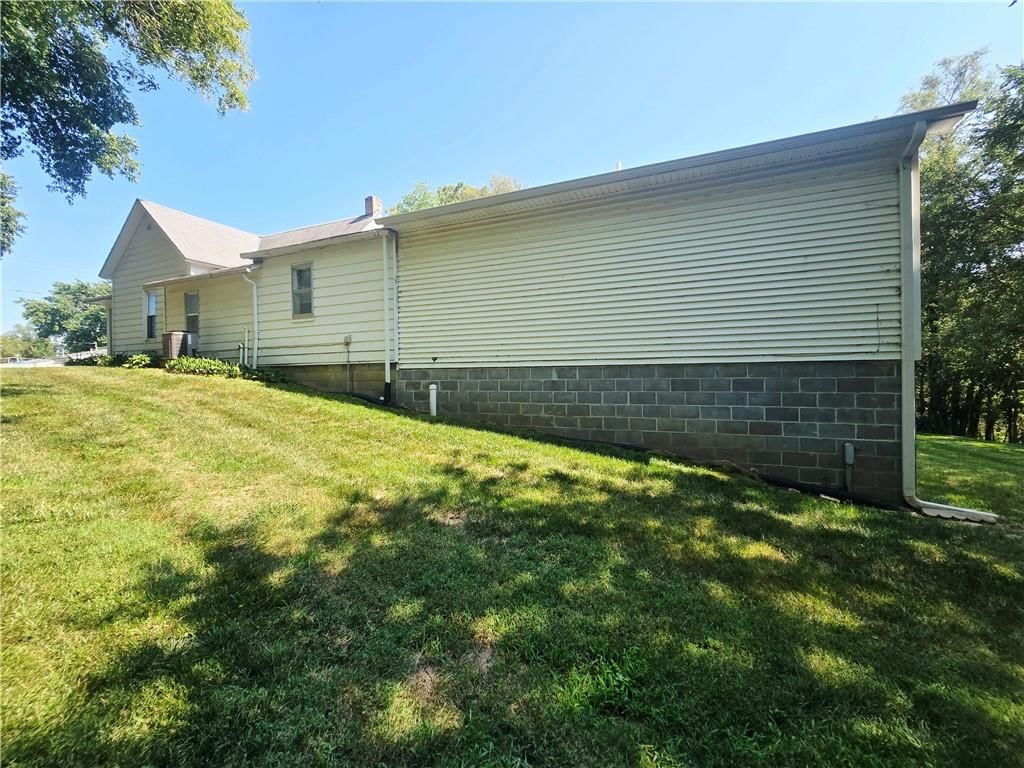 306 N Washington Street — photo 29