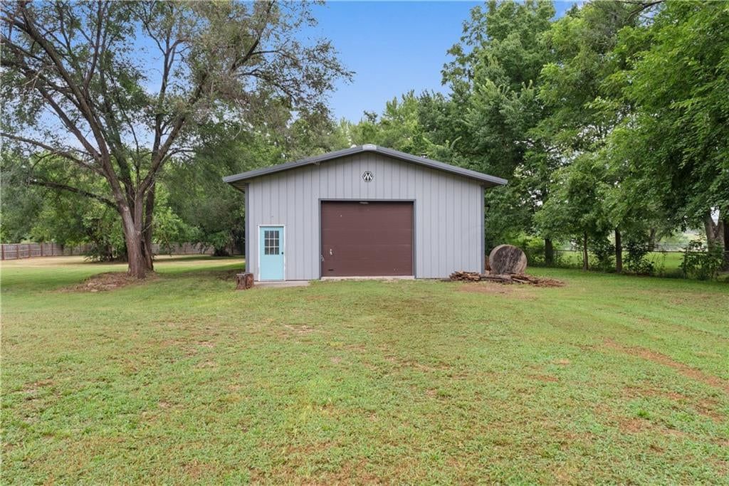 13968 McIntyre Road — photo 11