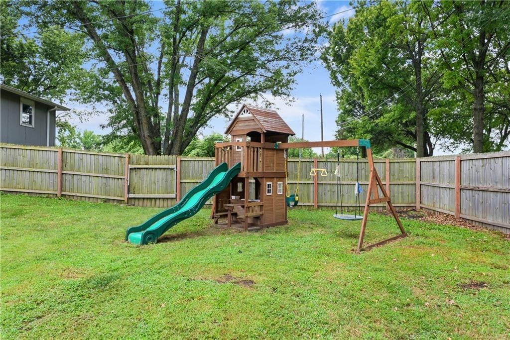 13968 McIntyre Road — photo 22