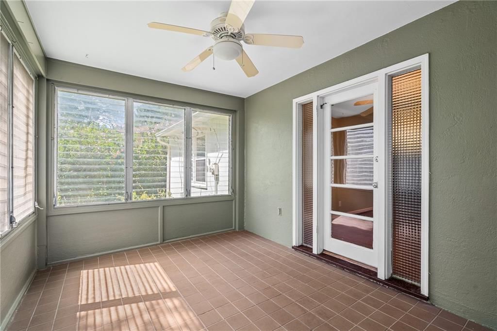 7635 Charlotte Street — photo 12