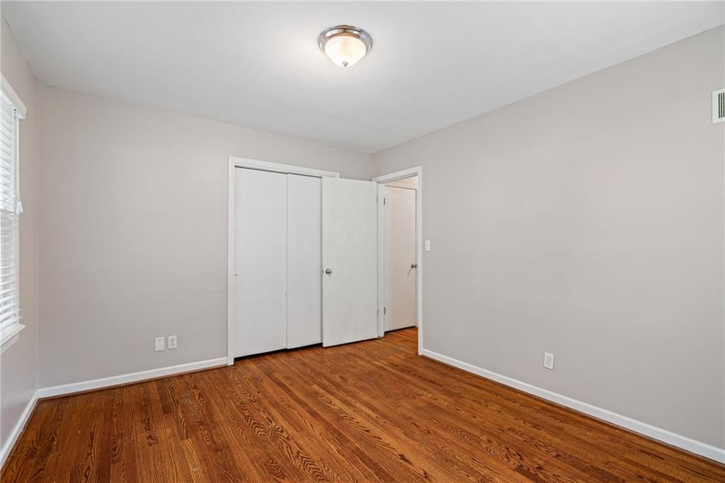 7635 Charlotte Street — photo 15